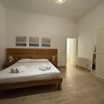 L'arco Dell'anticaglia *