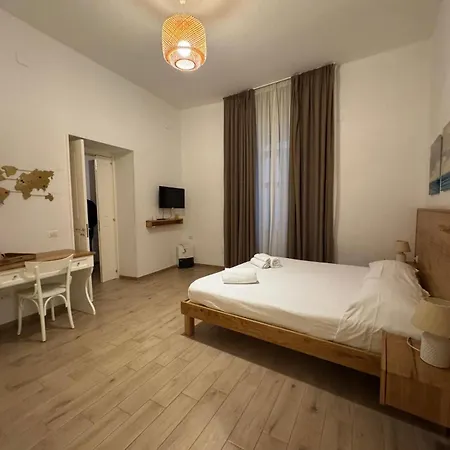 L'arco Dell'anticaglia *